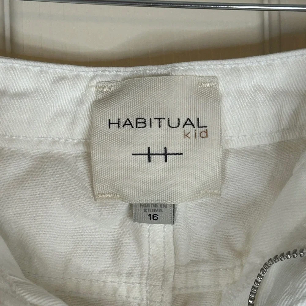 Habitual Girl White Denim High Waist Frayed‎ Hem Shorts Teen Size 16